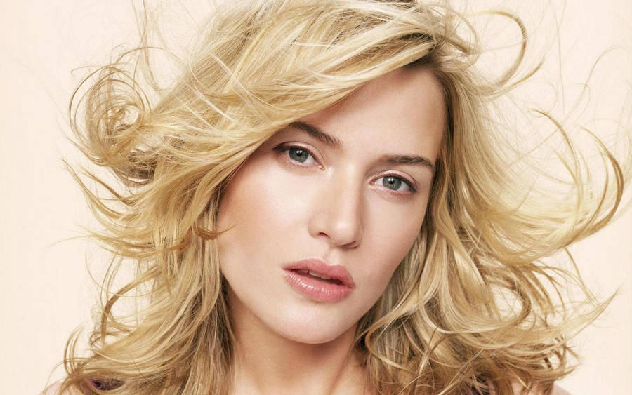 The Kate Winslet Web Site -
             http://www.kate-winslet.org